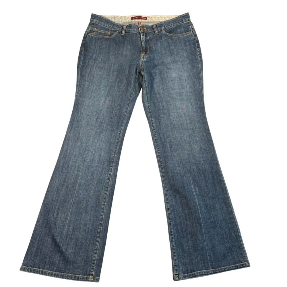 IZOD Favorite Flare Blue Denim Jeans Womens Size 12 Mid Rise Stretch Medium Wash